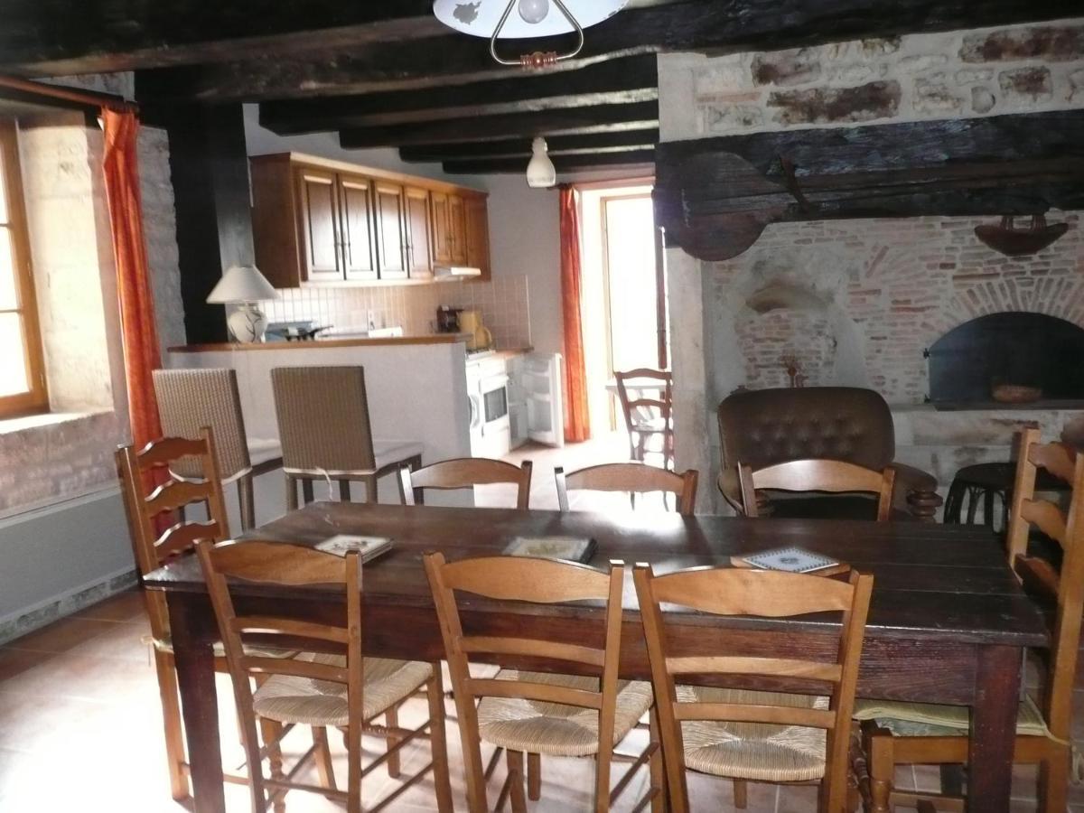 Gite La Chapelle Nailhac Kültér fotó